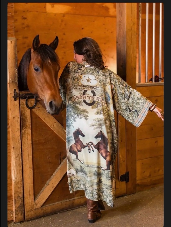 Market Of Stars Tops - New Market Of Stars Born to Run Horse Opera Duster Kimono